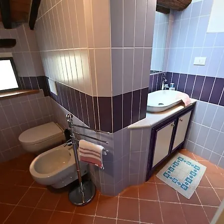 La Casa Nel Borgo Apartment *